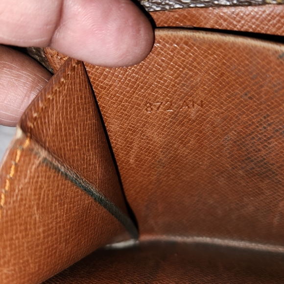 LOUIS VUITTON MONOGRAM CANVAS DOUBLE SNAP VINTAGE  WALLET ! - Picture 12 of 16